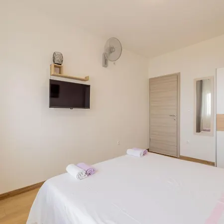 Apartamento Stanic - Apt- A1 Sunset By Interhome Duće